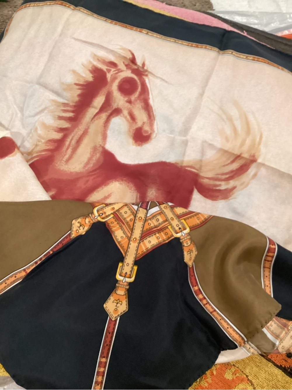 VTG equestrian themed Pure silk scarf - Picture 5 of 6